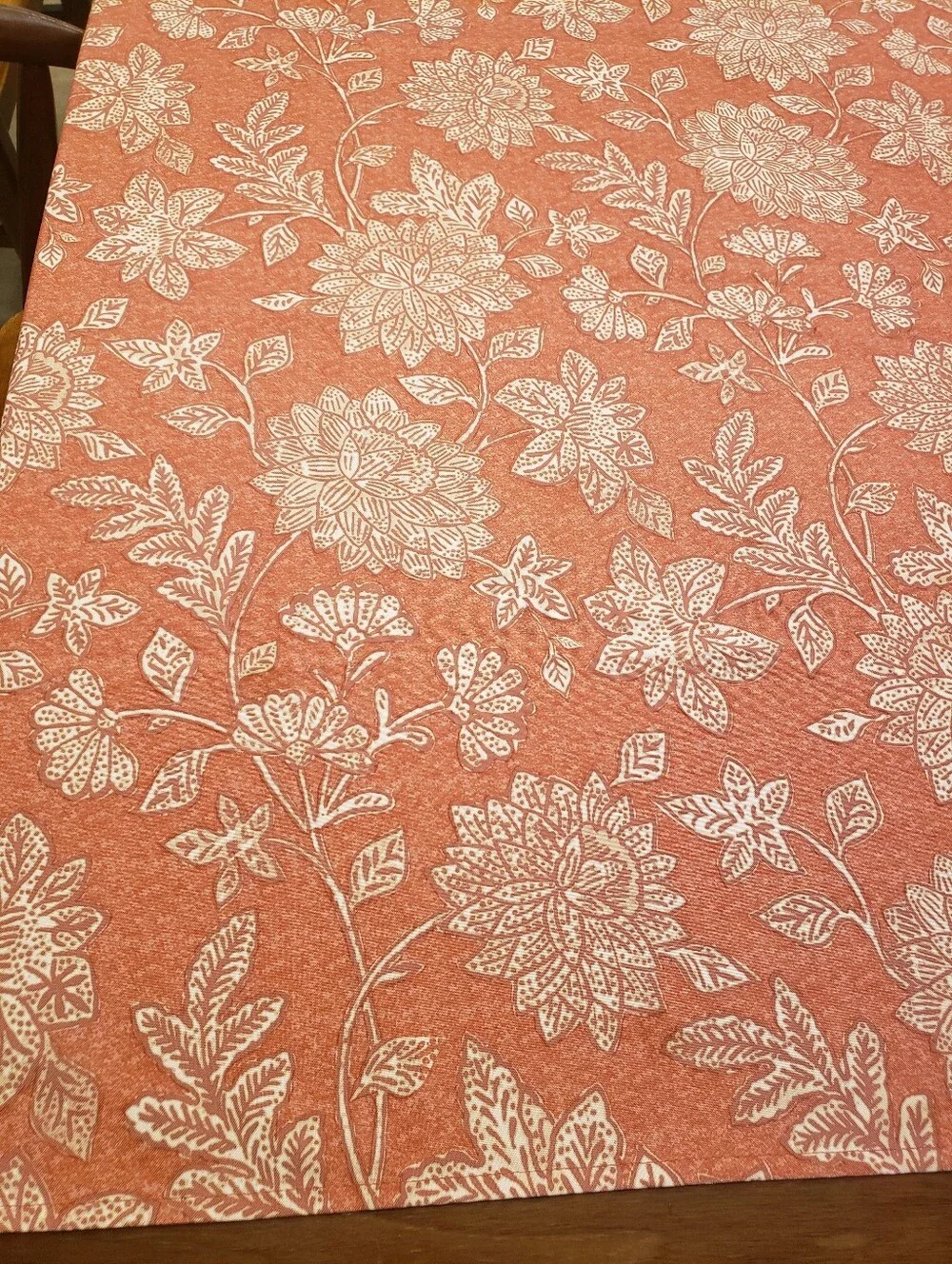 Teracotta w Cream Floral Pattern Tablecloth